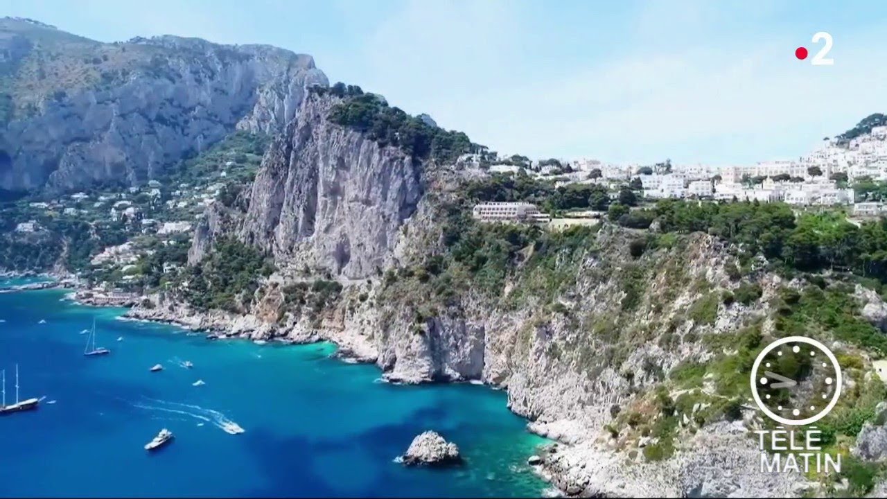 Echos du monde - Capri : les touristes ça suffit