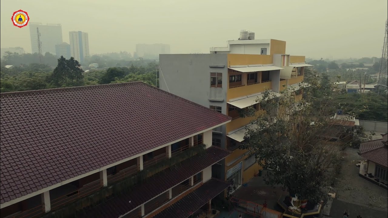 Dari Layar ke Lensa | X DKV 1 - Tugas Film DASPRO DKV 