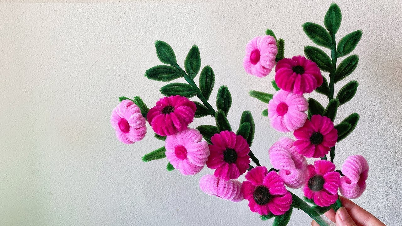 DIY Puff Flowers🌸| How to Make Beautiful Flowers with Chenille Wires ✨ | Easy DIY Pipe Cleaner Craft