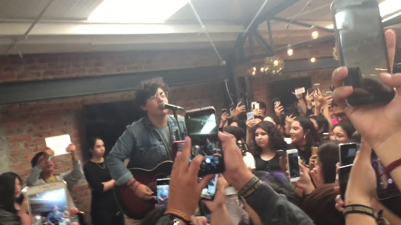 Ed Maverick “Quiero” (Bazar de Bandas)