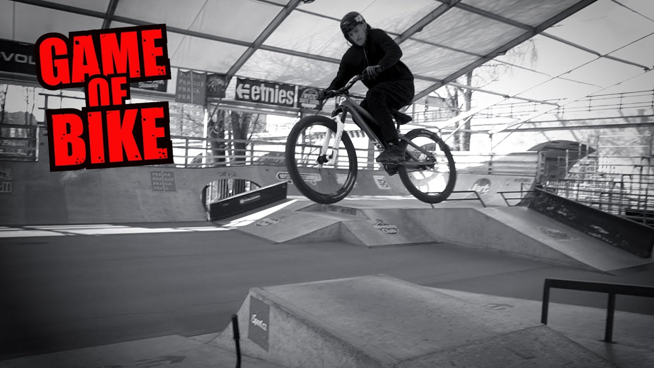 GAME OF BIKE VE SKATEPARKU
