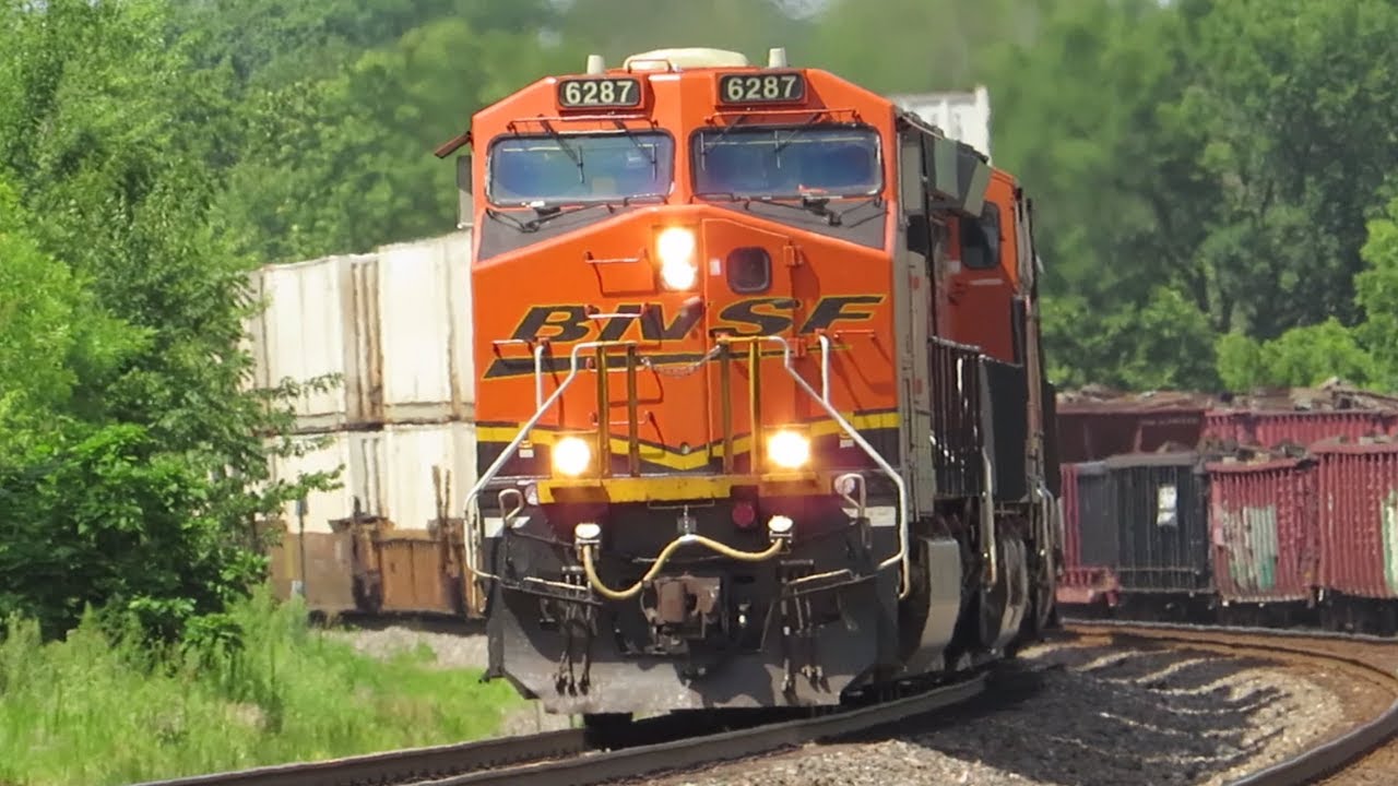 FAST TRAINS!! Railfanning in La Plata ft. BNSF 7695, Bonnets, Horn Shows, and More!! 8/6/22