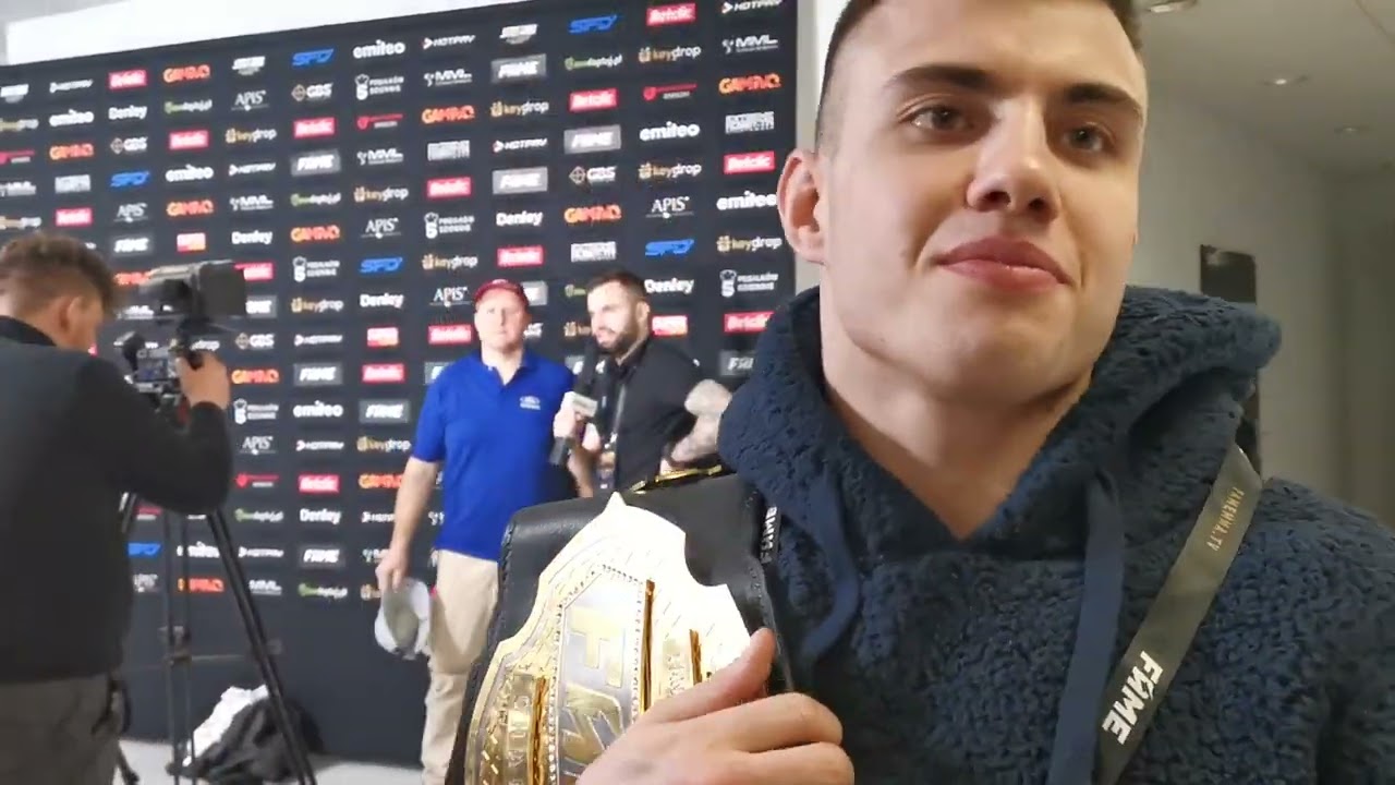 WIEWI&Oacute;R OCENIA WERDYKT POLAK VS FERRARI NA FAME MMA 13