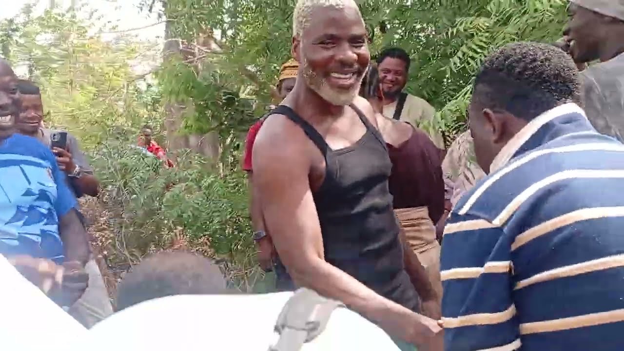 Behind The Scenes - The Moment Actor Ibrahim Chatta Arrived at The Location of ARUSA