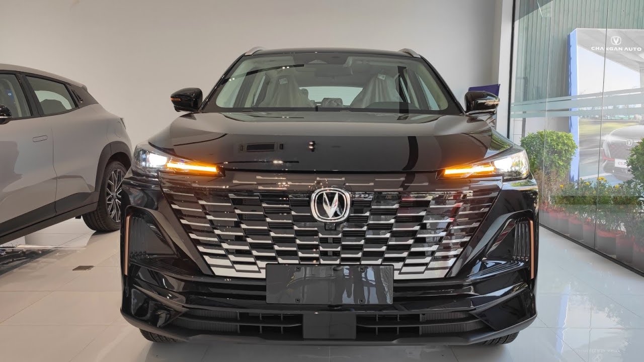 2023 CHANGAN CS55 Plus Black Color in-depth Walkaround