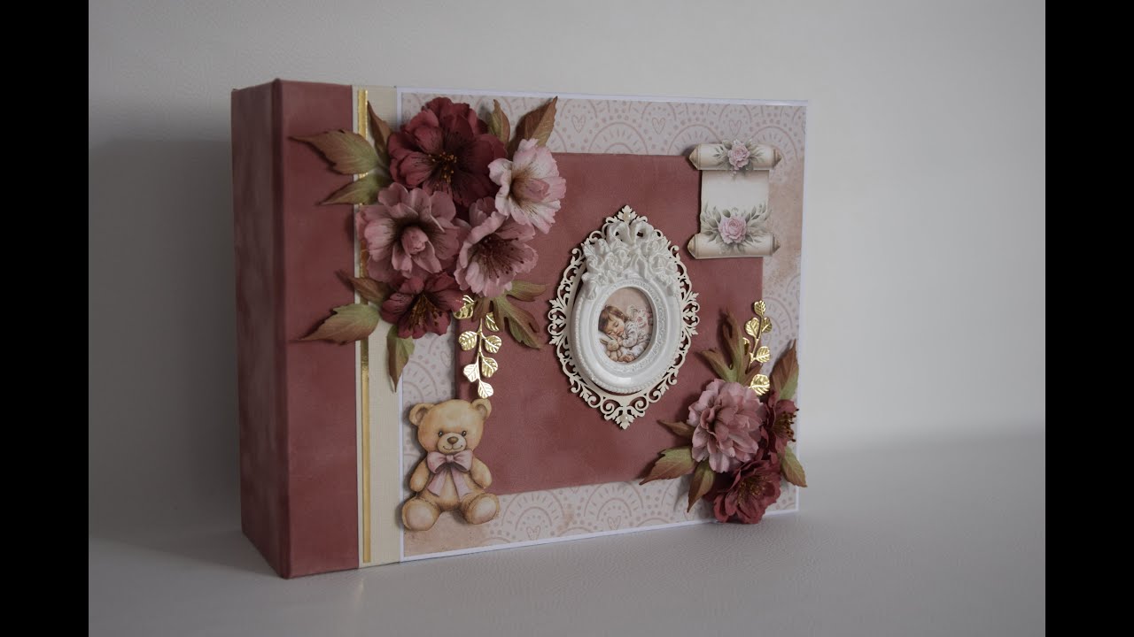Album bébé version fille en partenariat avec la boutique Emma scrap