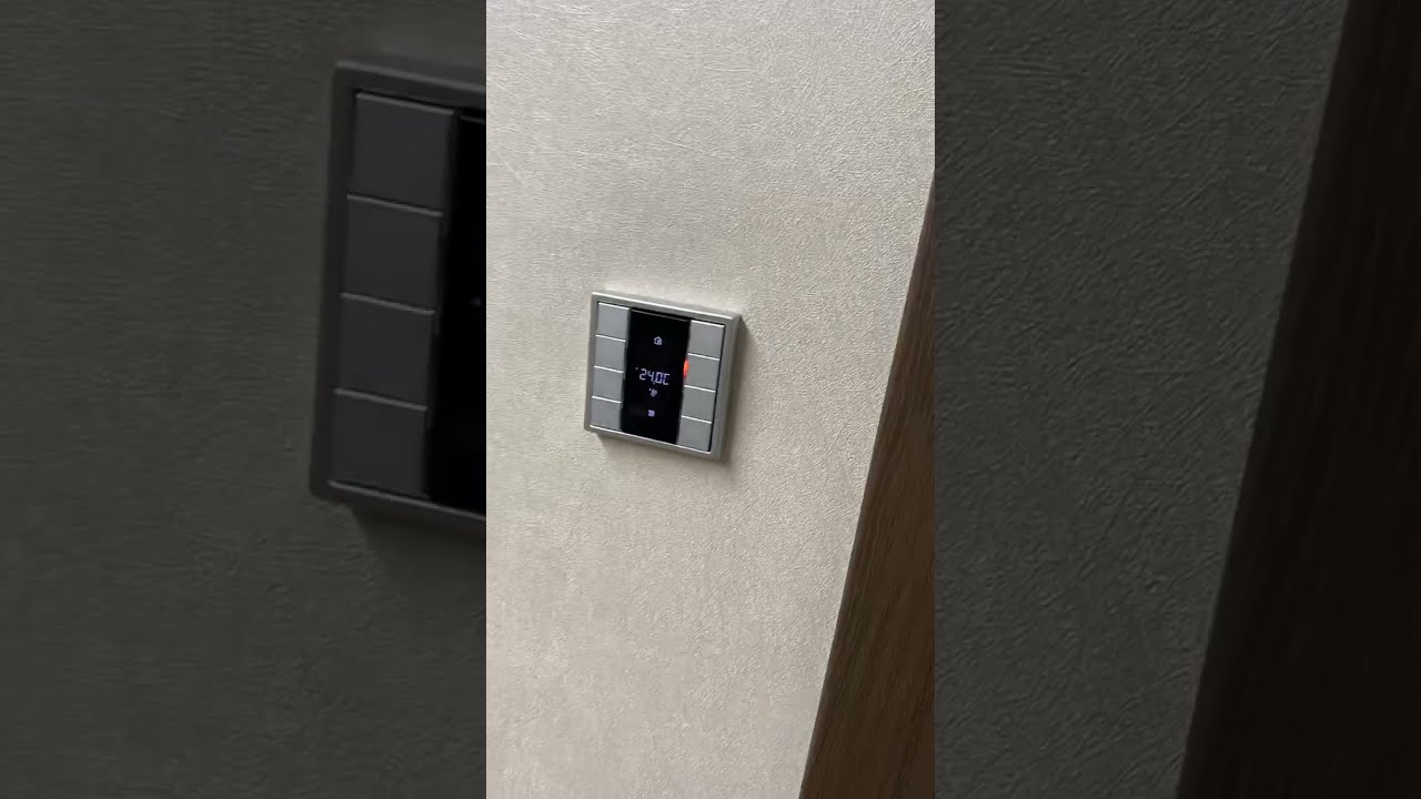 KNX room controller display Jung F50
