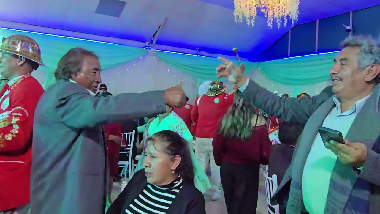 Banda Intercontinental Poopo de oruro con el Rey Moreno Laykakota 2026