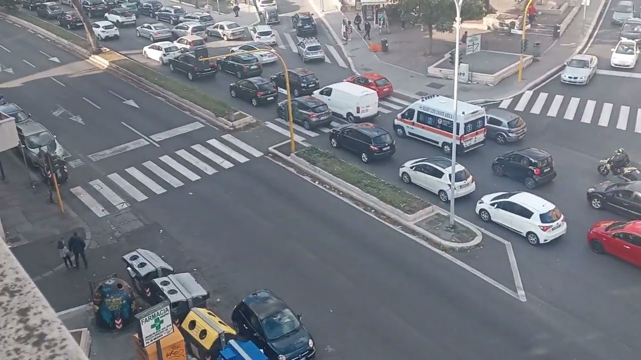 Scorta del pullman della Roma per Roma-Torino