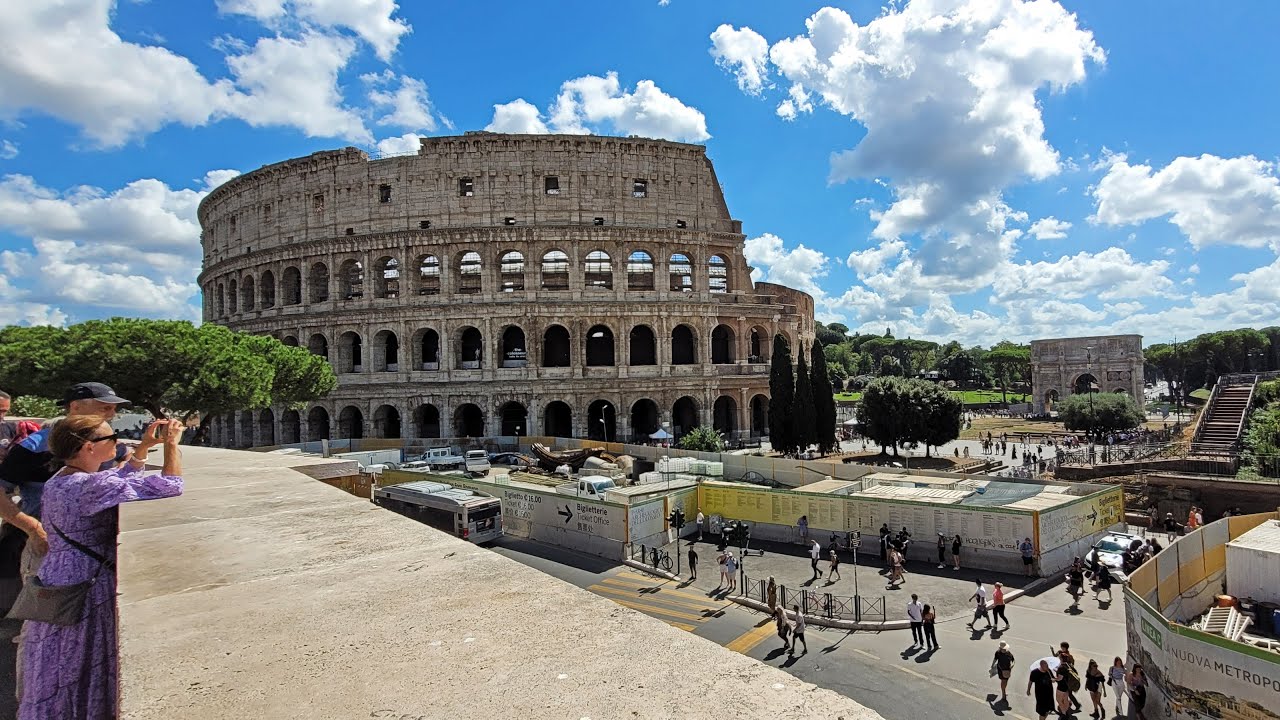 Pe străzile din Roma, de la Colosseum la Tibru