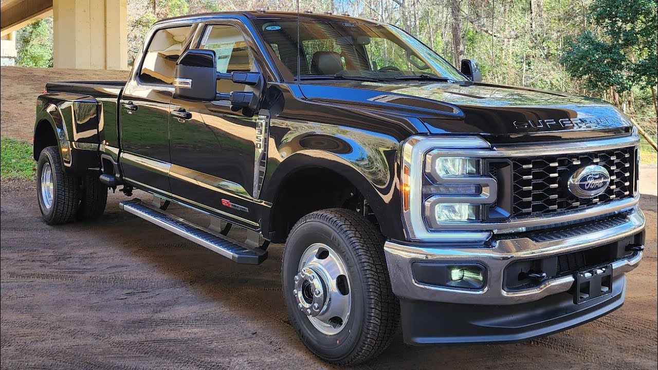 Virtual Test Drive: 2025 Ford F-350 Lariat Dually!