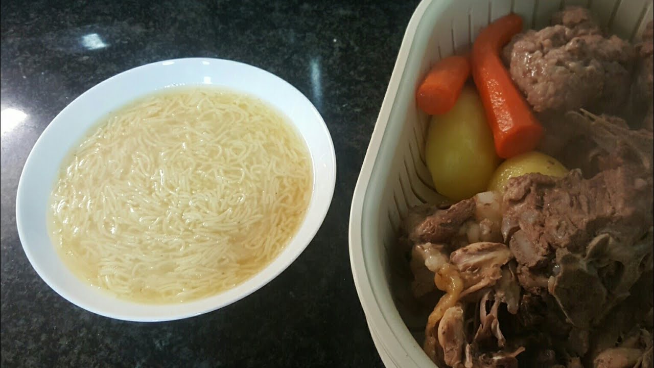 Caldo con pelotas en olla GM G