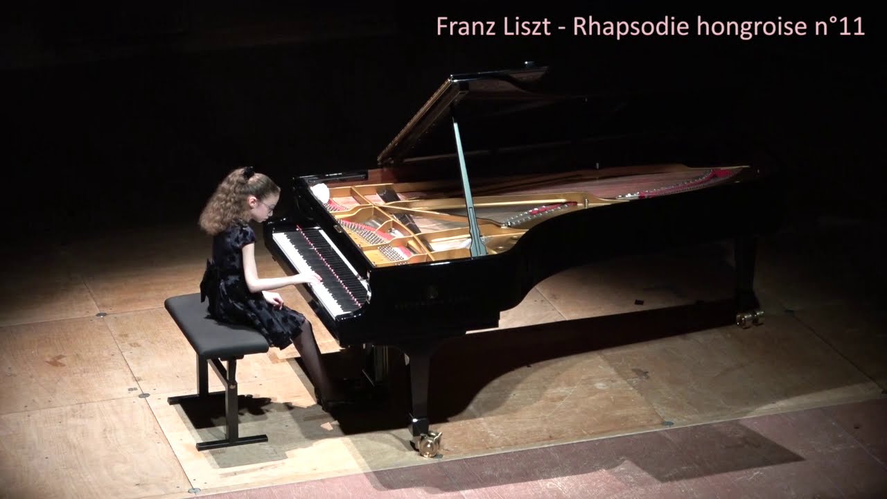 Arielle Beck (11) Liszt Hungarian Rhapsody No 11