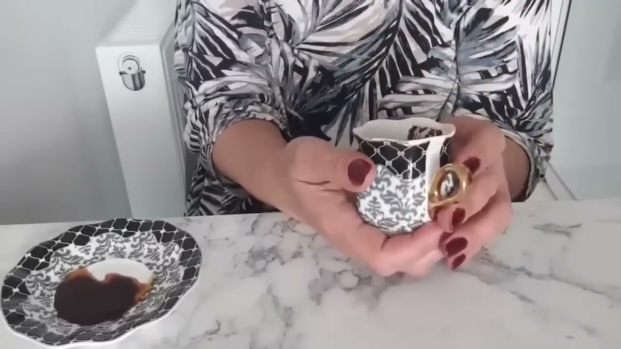 2 KİŞİ ARASINDA KALMIŞ💔💑SANA YAPTIGI KÖTÜLÜK KENDİ BAŞINI YİYOR AH YERDE KALMIYOR 🤷 KAHVE FALI
