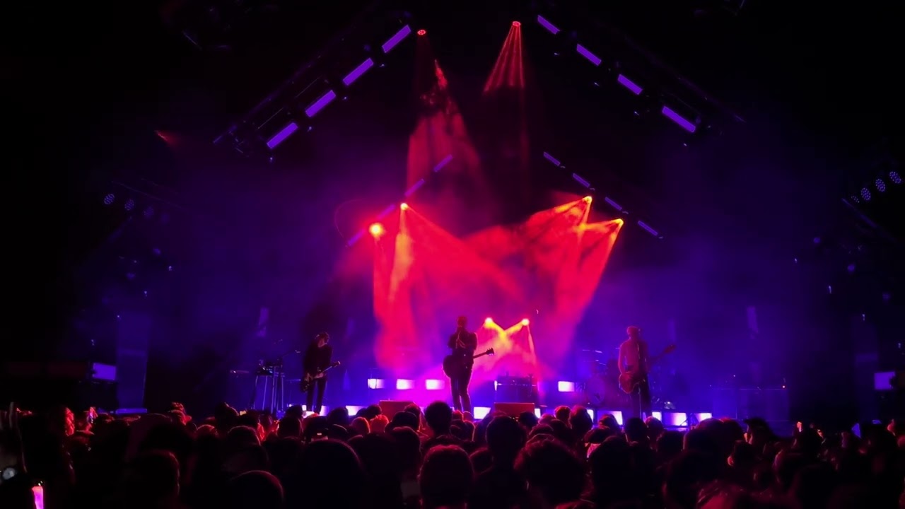 Queens of the Stone Age - Villains of Circumstance - Live at The Forum Los Angeles December 16 2023