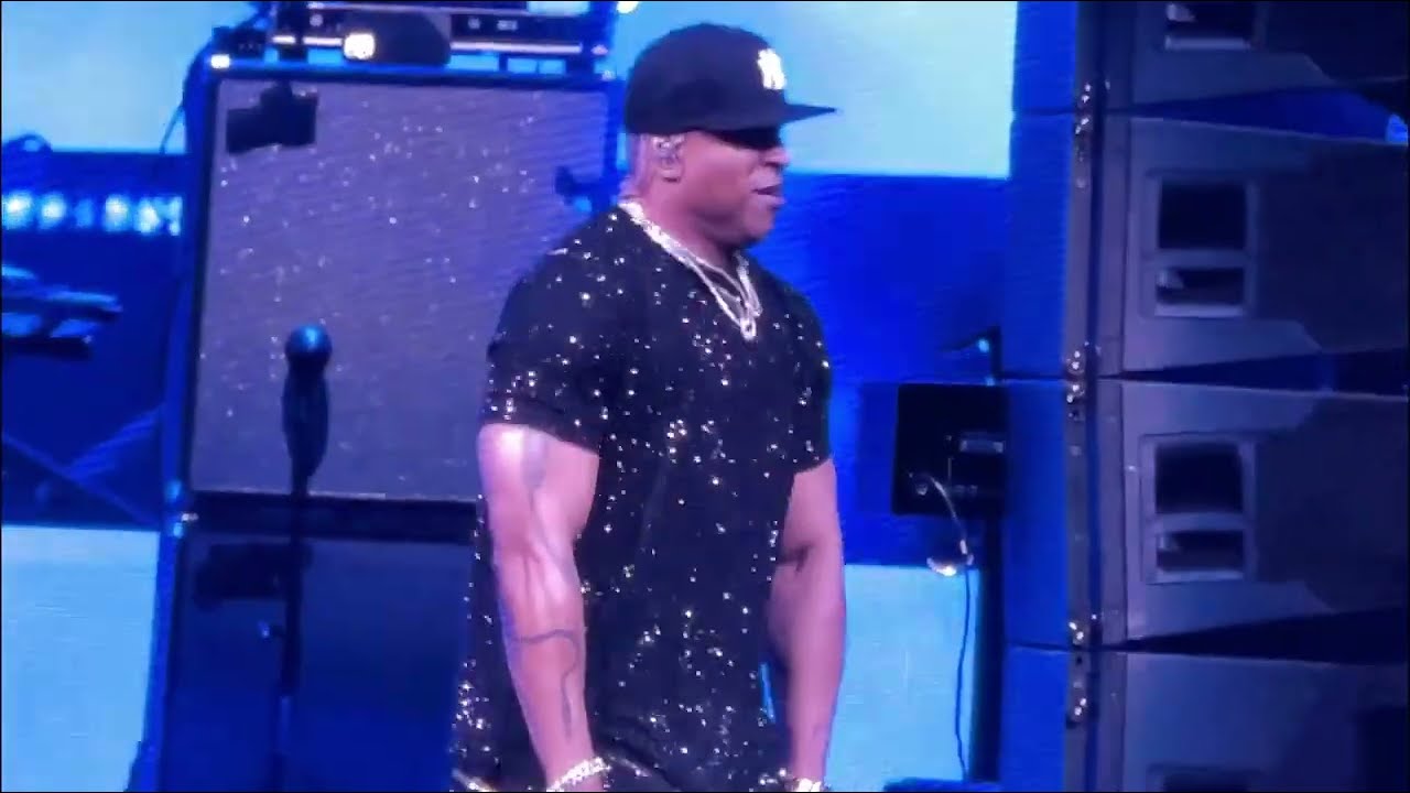 LL Cool J Performance at the F.O.R.C.E. Tour in Chicago
