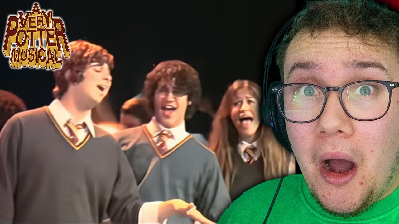 Watching STARKID'S 