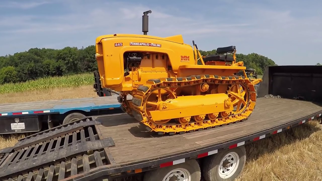 Minneapolis-Moline Prototype Crawler #X253 at Nowthen, MN Show 2018