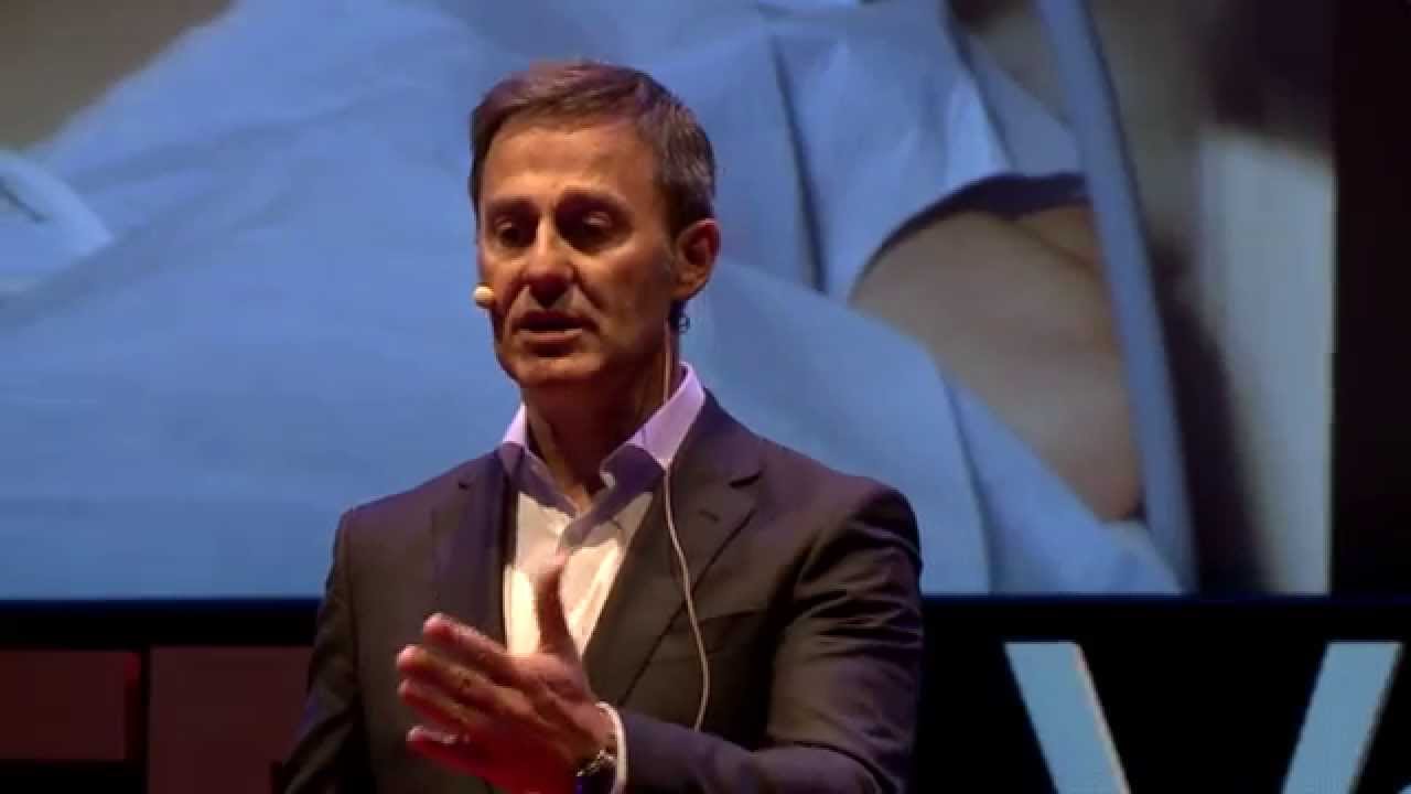 Nada m&aacute;s profundo que nuestra piel | Ricardo Ruiz | TEDxValladolid
