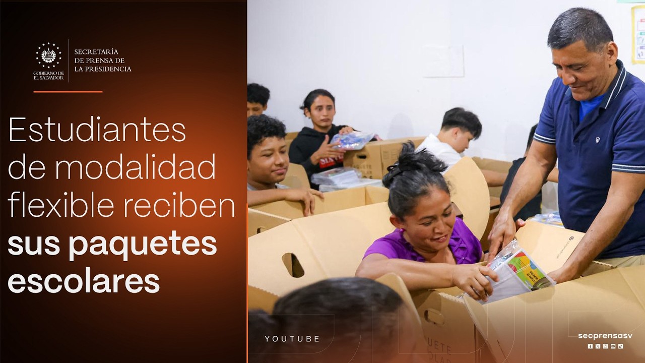 Más familias son beneficiadas con la entrega de paquetes escolares en Santa Ana