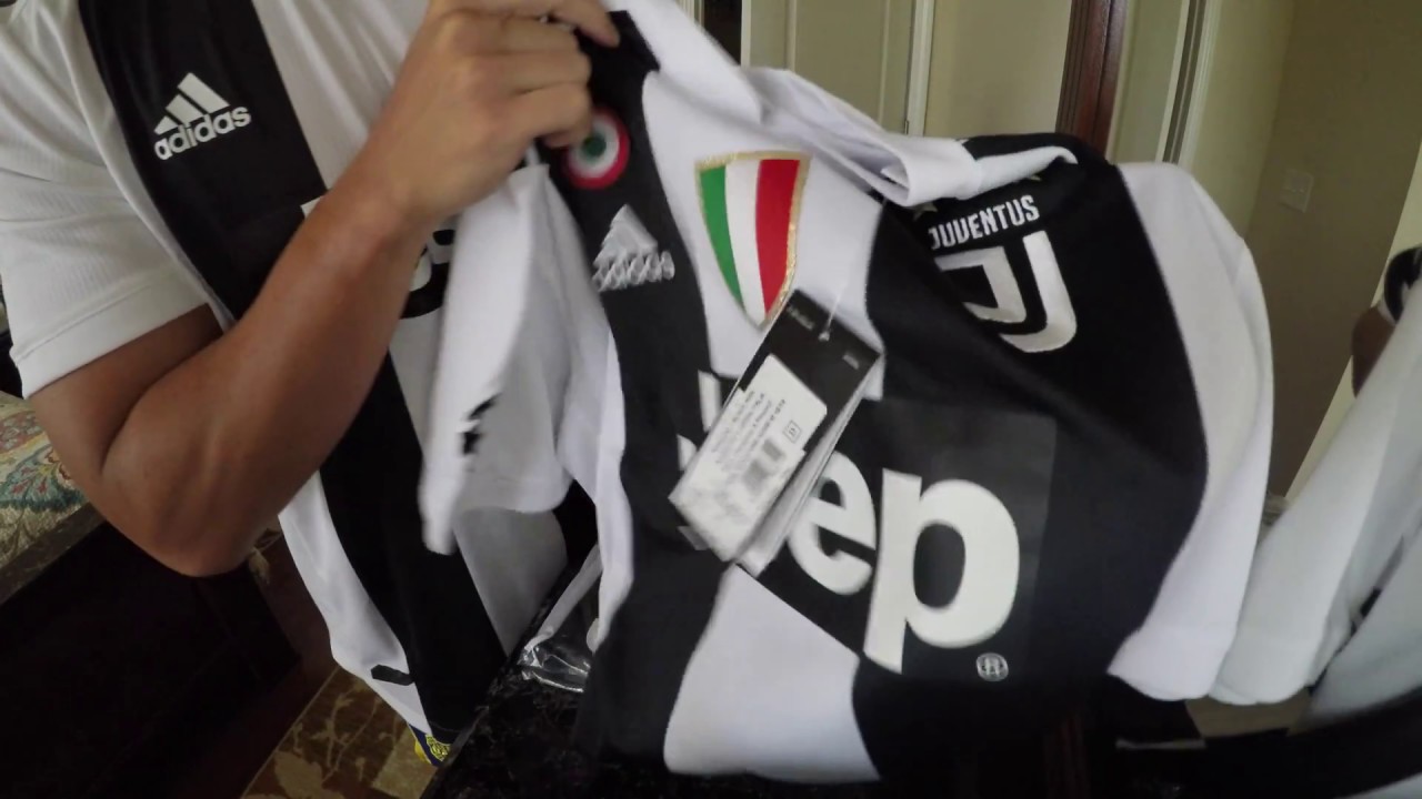 Authentic Juventus Jersey Order unboxing from Juventus Store (Turin)