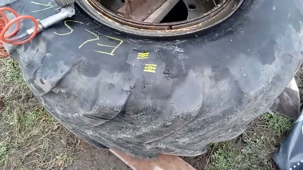 2026.-ban Dobd ki? Nem opció! – O&K L15 homlokrakodó gumi javítás és a valóság!Hogyan huznak le 2.r.