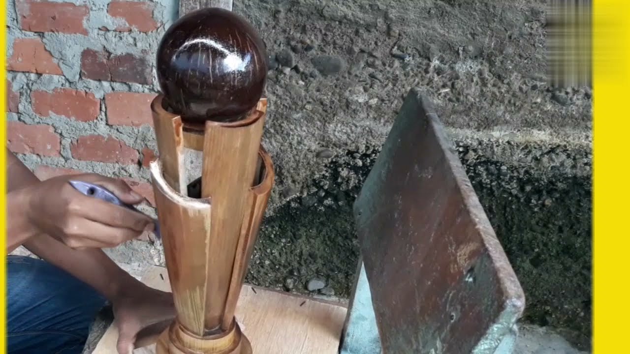 proses pembuatan trofi piala  dunia| cara membuat piala dari bambu