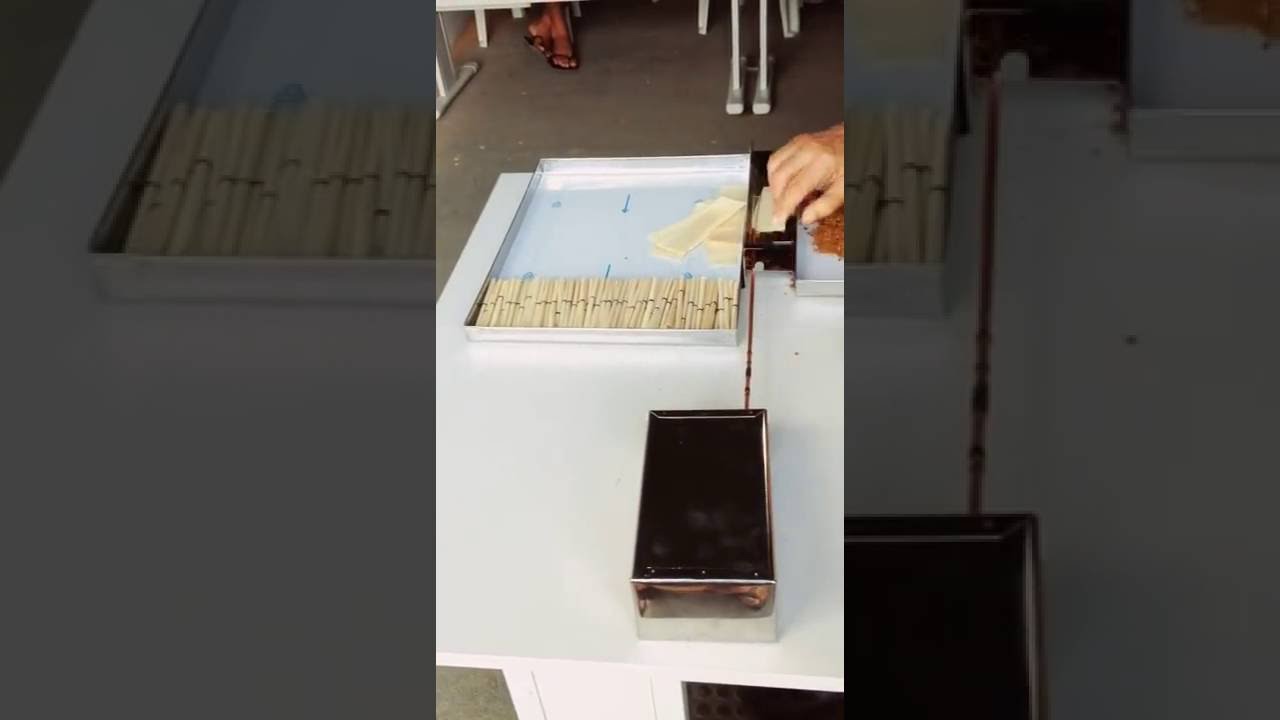 M&aacute;quina de Enrolar Cigarros de Palha