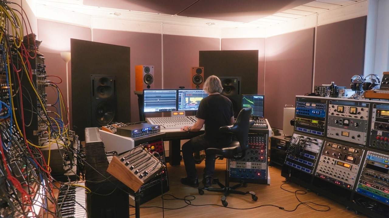 Hannes Bieger’s Studio Explained | Workflow, Gear & Philosophy