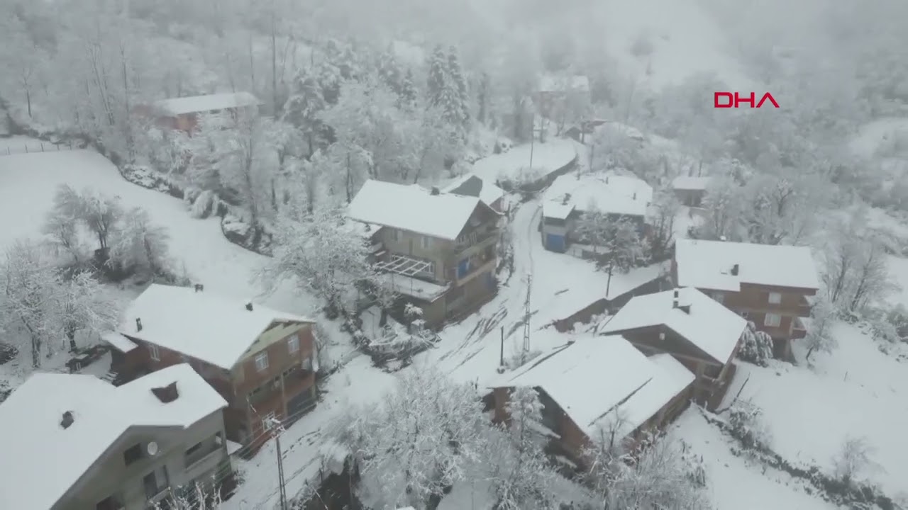 Bartın'ın yüksek kesimlerine kar yağdı