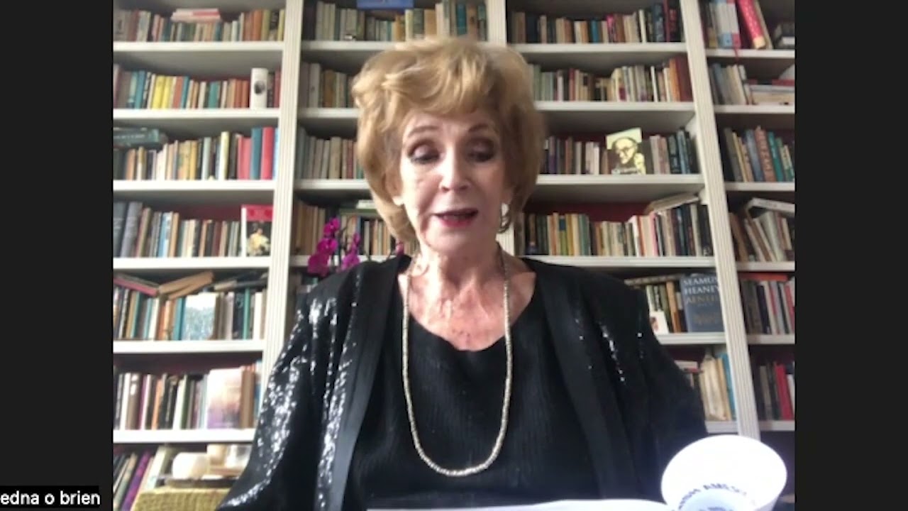 Edna O’Brien receives Seamus Heaney Award for Arts and Letters
