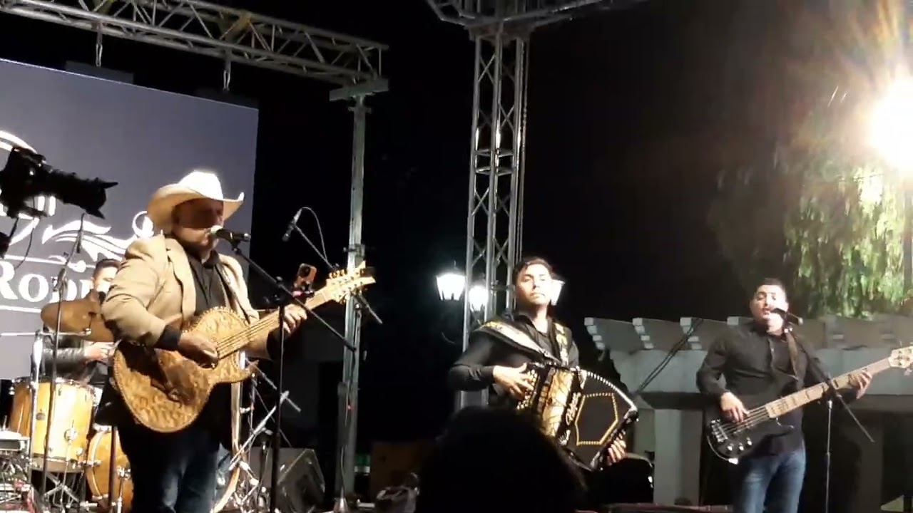 Cuan gloriosa será la mañana/Seguiré a mi Jesús/Una llaga (Humberto Rodriguez y su grupo la Fuerza)