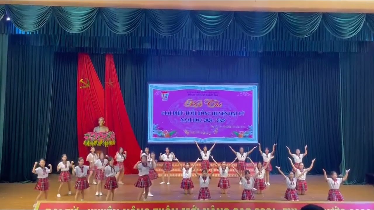 Dân vũ - Những trái tim Việt Nam - Ngàn ước mơ Việt Nam.