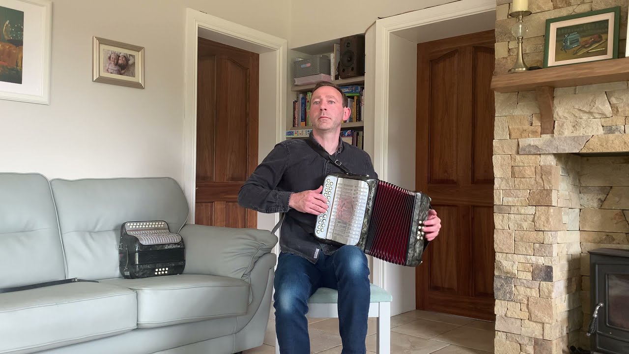 Hornpipes: Humours of Tullycrine & Brendan McGlinchey's