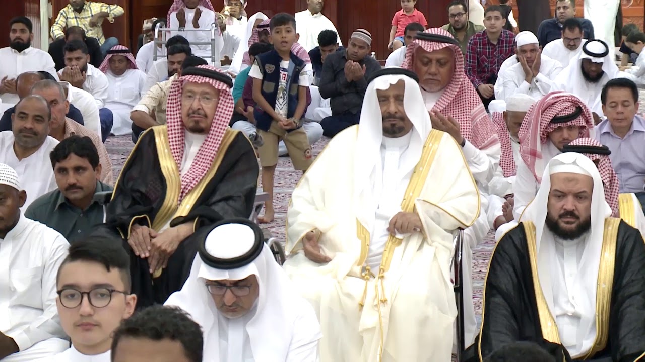 صلاة العيد في مسجد  في الشيخ د . محمد بن عبود العمودي