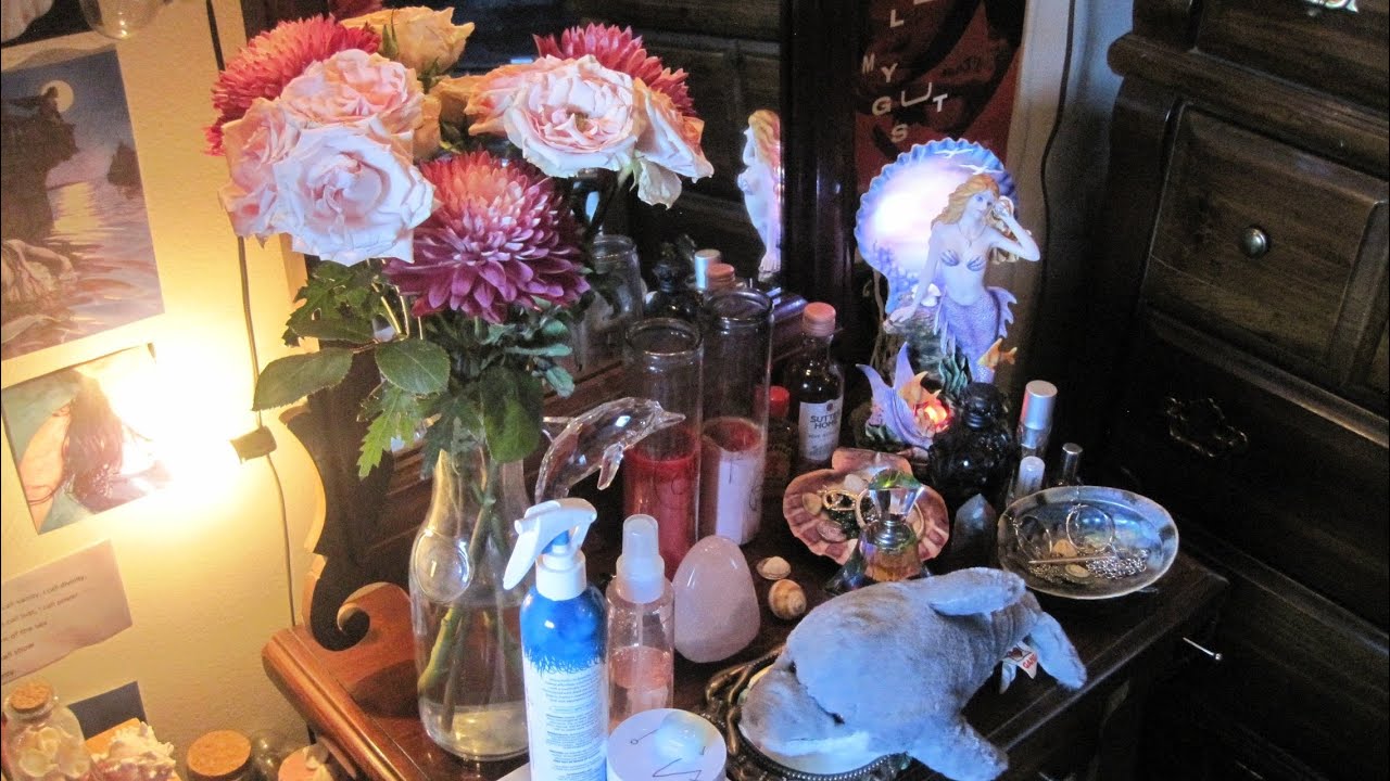 a witchy maximalist's dream room tour ✧ altar tour (aphrodite, ares, hades, lilith & the mermaids)