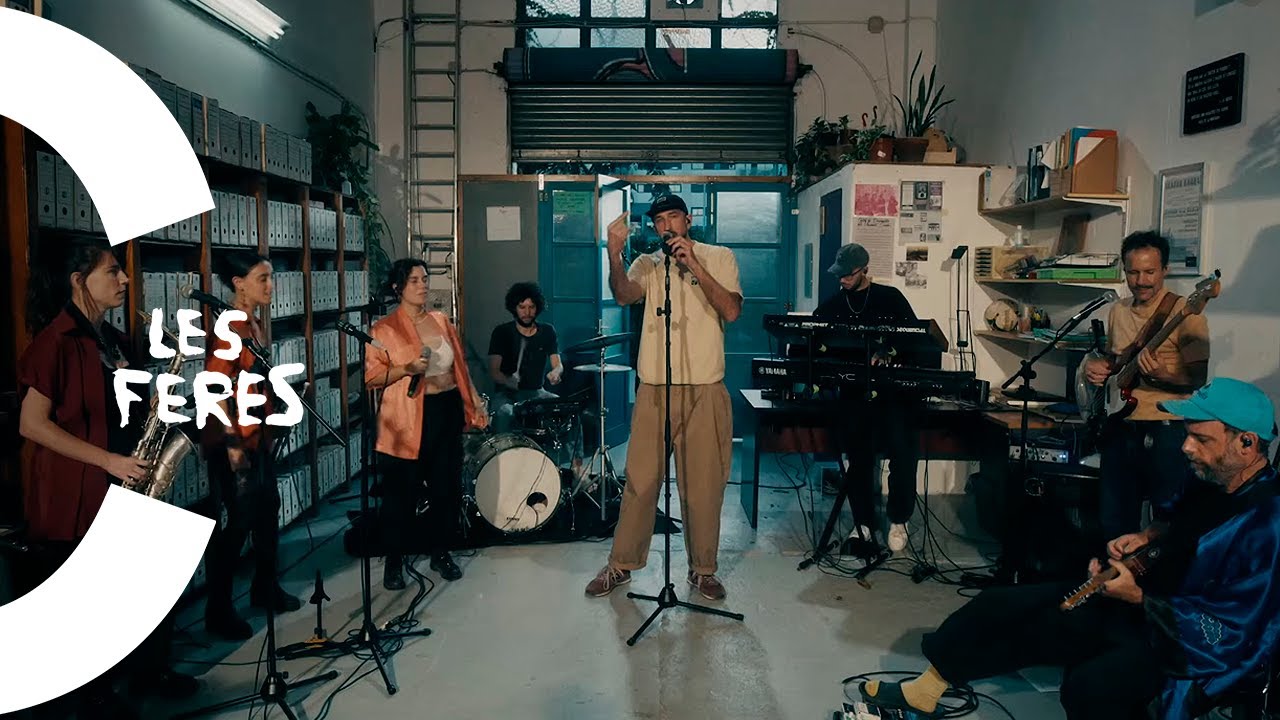 Extra&ntilde;o Weys | Les feres!
