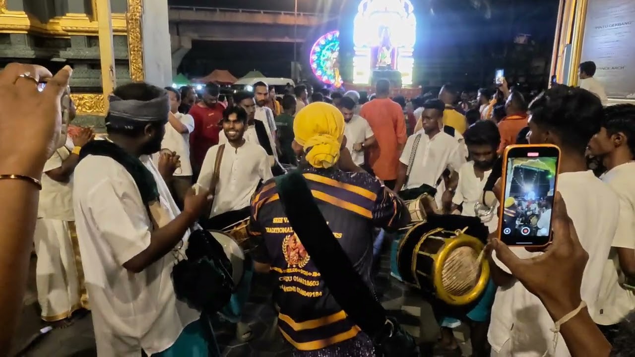 Thaipusam 2026 - Poo Kavadi Veeramuni Karupper Urumee Melam (PKVMK) at Batu Caves 