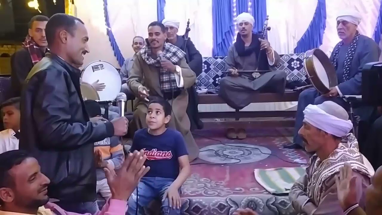 لاول مره على خشبه المسرح ايوب القاضى و#القط #ابو #عبدالله #شاعر_القطار