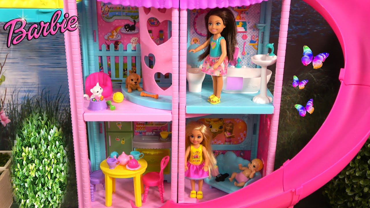 Barbie and Ken Leisure Time at Barbie&rsquo;s Dream House Backyard: Barbie&rsquo;s Sister Chelsea New Playhouse