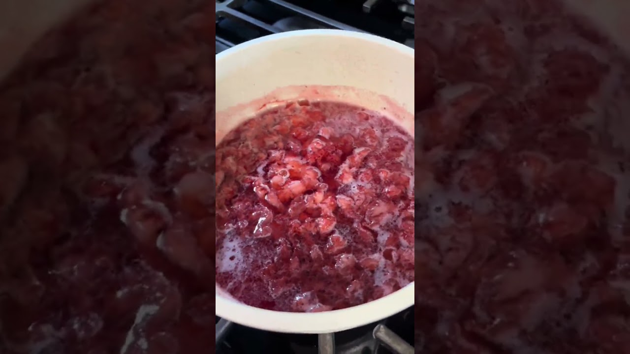 Fresh Strawberry Syrup