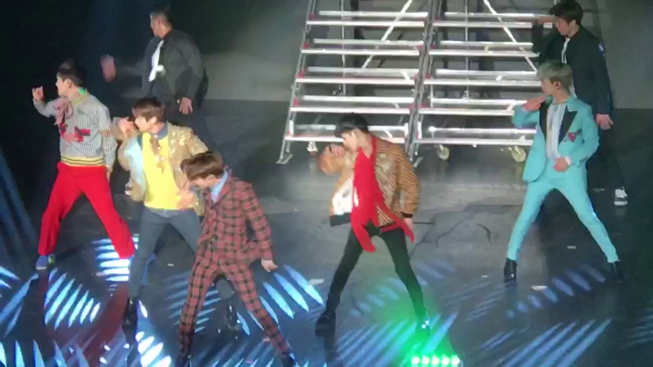 [FANCAM] SHINEE- JULIETTE LIVE IN LA