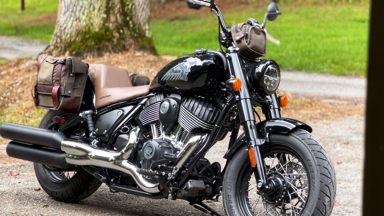 Burly Brand bags on Indian Chief Bobber