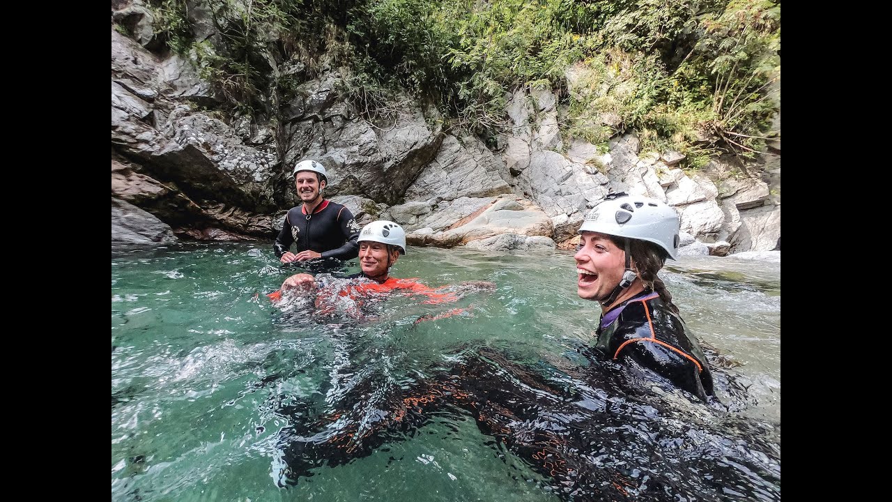 Canyoning in Val di Sole con Ursus Adventures: Tuffati nel cuore della Montagna !