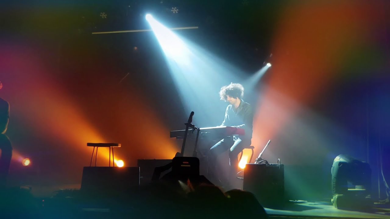 Tom Leeb ~ Run Away (Live)