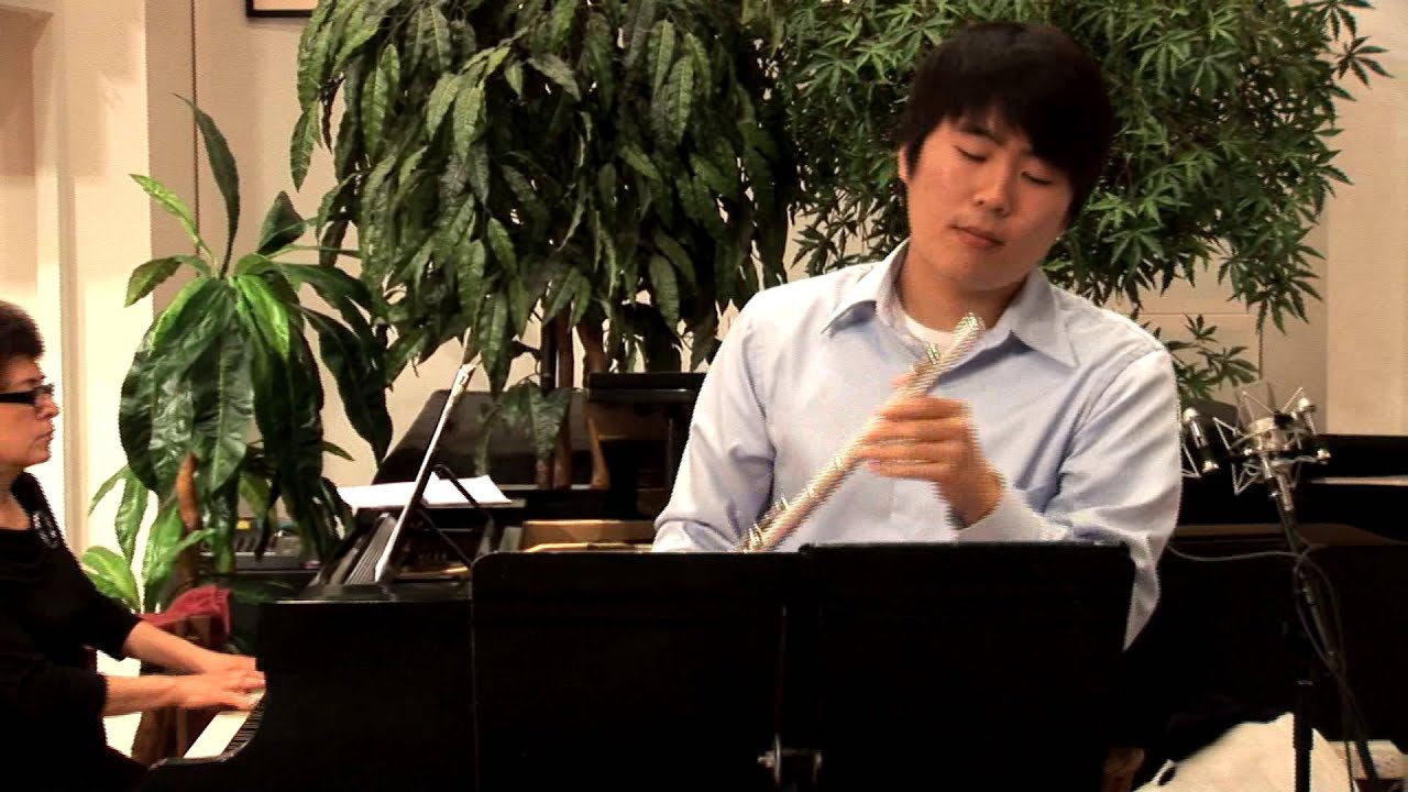 Opus 4 Studios: Fred Kim, flute - Concerto for Flute, Op. 39 Mv't. I - Lowell Liebermann