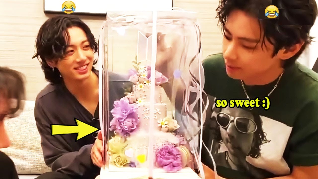 How JUNGKOOK (정국 BTS) steals your heart
