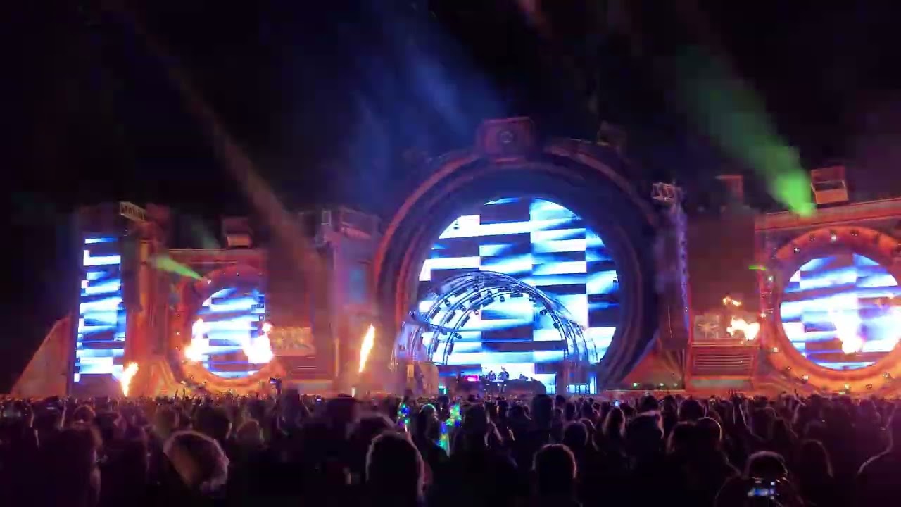 W&W - Tung Tung Tung Sahur Brainrot - Sunrise Festival 2025 4K