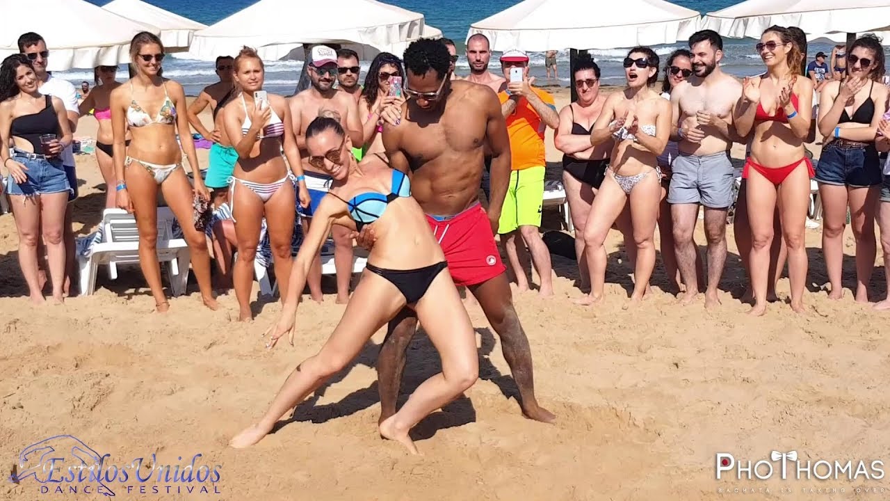 Ronald y Alba [Amorcito Enfermito] • Bachata En La Playa • 2018