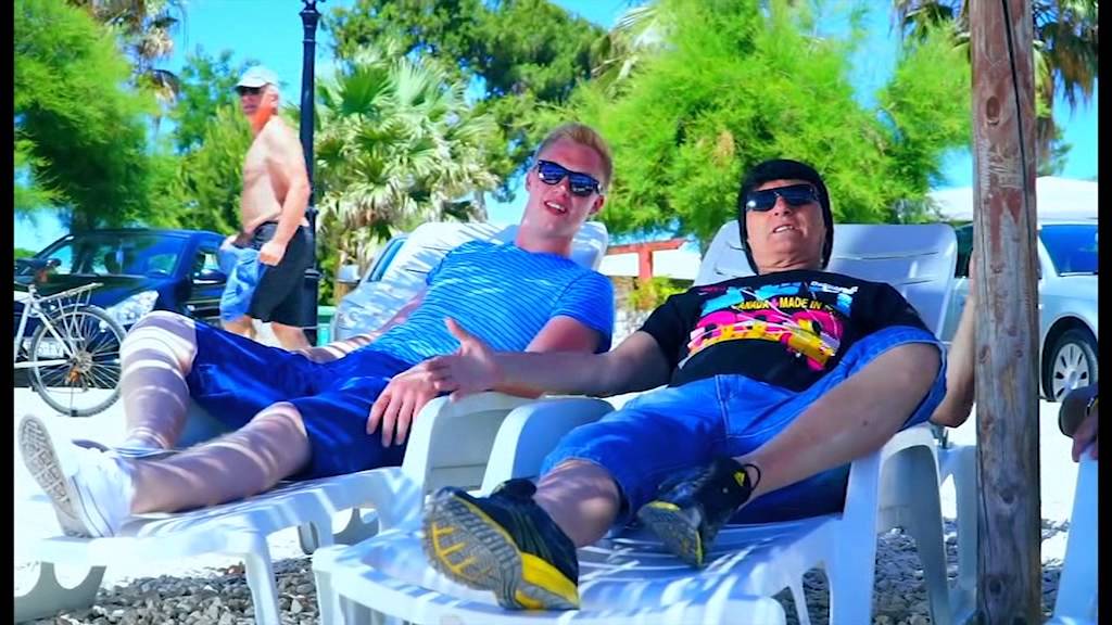 DUŠKO LOKIN & IVAN DI - FALI MORE DRŽ SE ŽALA